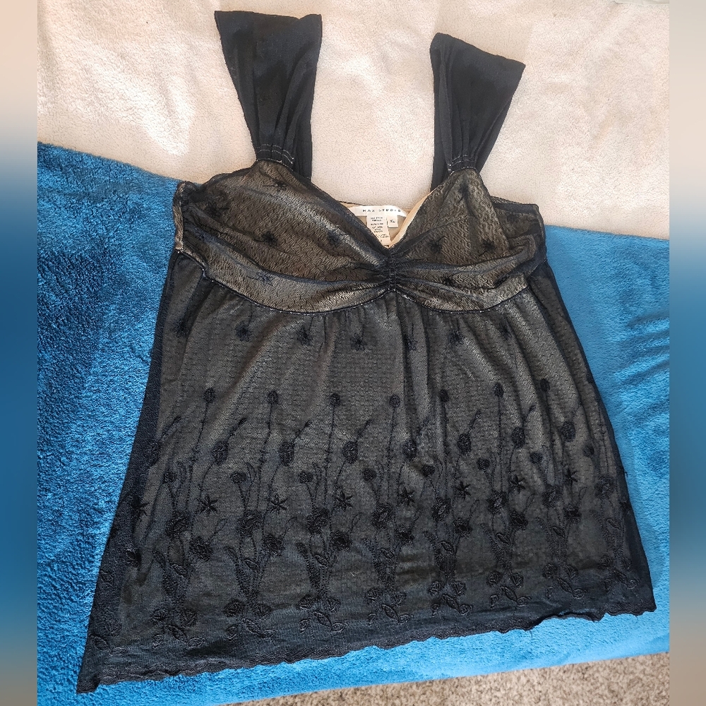 Max Studio XL Sheer Lacy Detail Sweetheart Neck Tank w/ tan liner